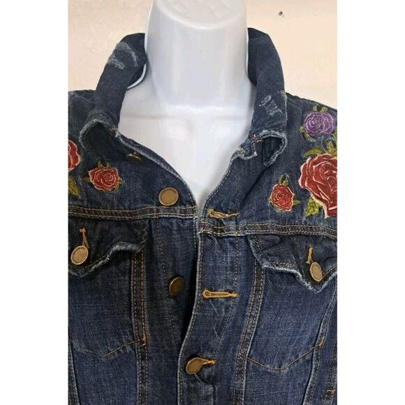 Blank NYC Denim Trucker Jacket Womens Distressed Floral Embroidered Sz XS - Picture 2 of 8